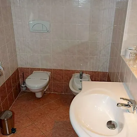 Ceska Koruna Hotel
