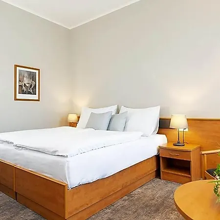 Ceska Koruna 3*