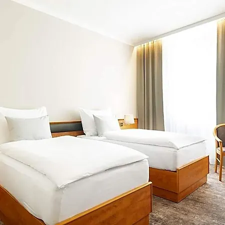 Ceska Koruna 3*