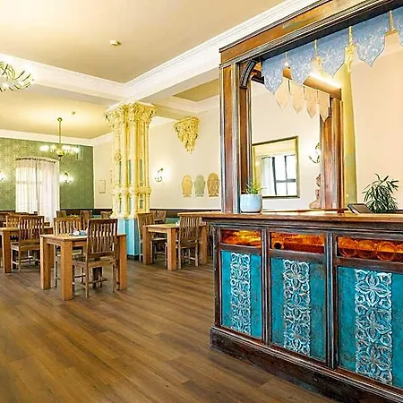 Ceska Koruna Hotel
