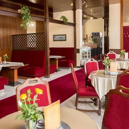 Ceska Koruna Hotell 3*