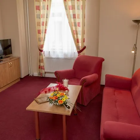 Ceska Koruna Hotell 3*