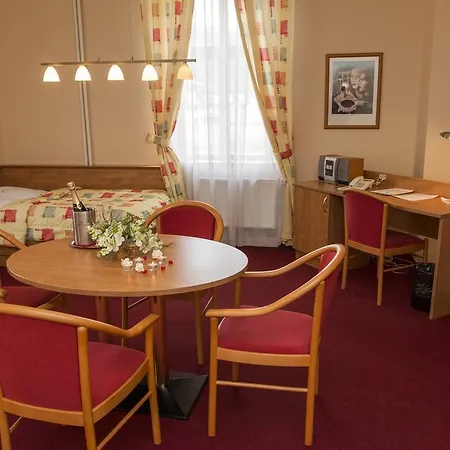 Ceska Koruna 3*